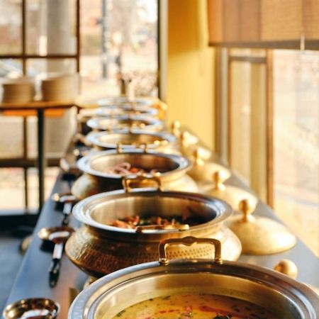Fabexpress The Dream Elite - Nr Golconda Fort, Manikonda 하이데라바드 외부 사진