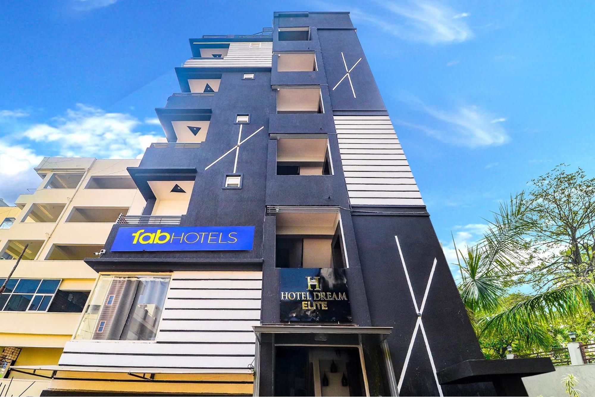 Fabexpress The Dream Elite - Nr Golconda Fort, Manikonda 하이데라바드 외부 사진